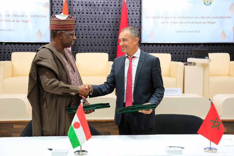 Signature de deux conventions avec le CESOC du Niger