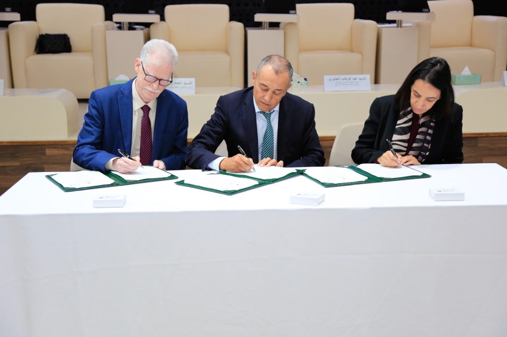 Signature d’une convention de coopération et de partenariat entre le CESE, la DGCT et l’ARM.