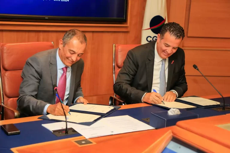 Signature-dune-convention-de-partenariatscese-cgem-1