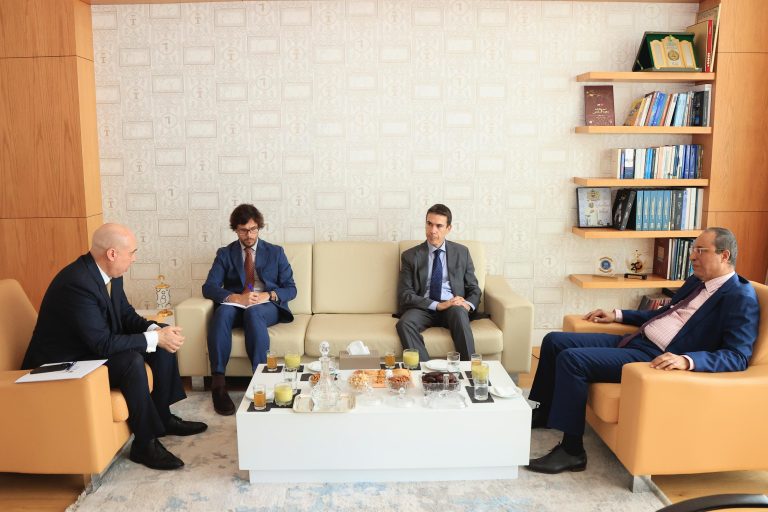 M. Abdelkader Amara reçoit l’Ambassadeur du Royaume d’Espagne