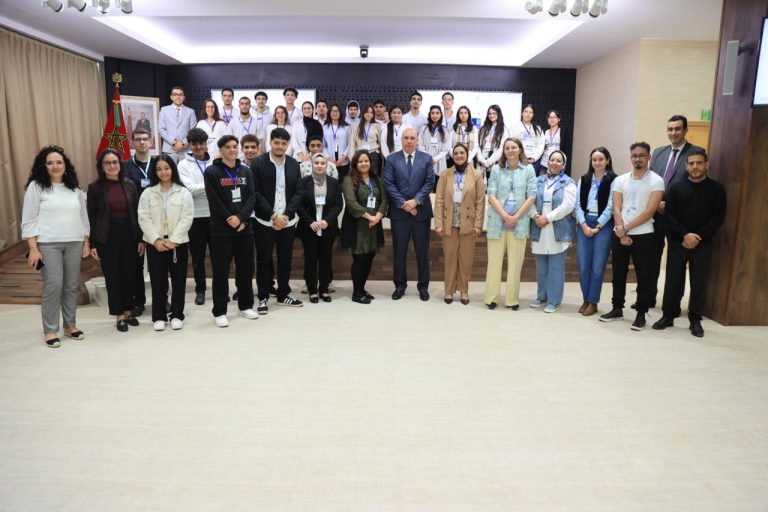 Le Conseil économique, social et environnemental accueille des stagiaires en formations liées aux métiers du futur
